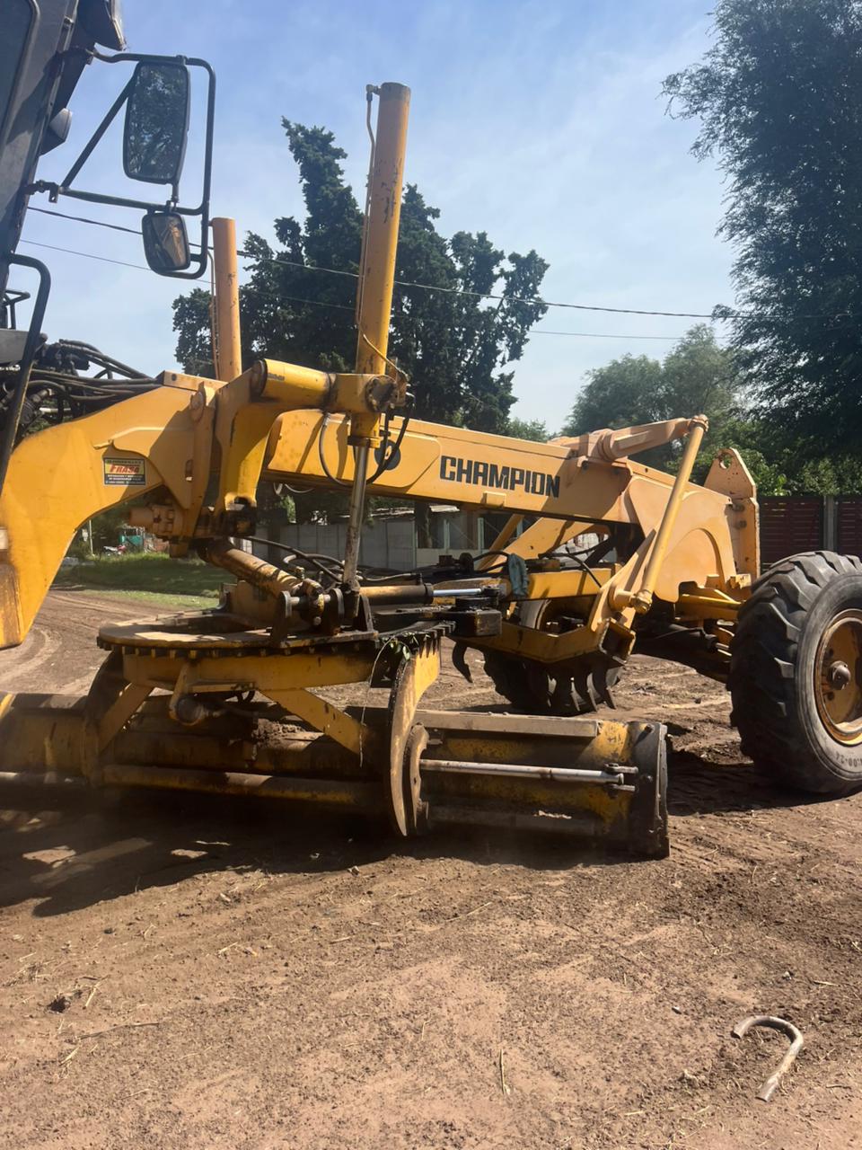 REPARACIÓN DE CALLES EN BARRIO LOS AROMOS